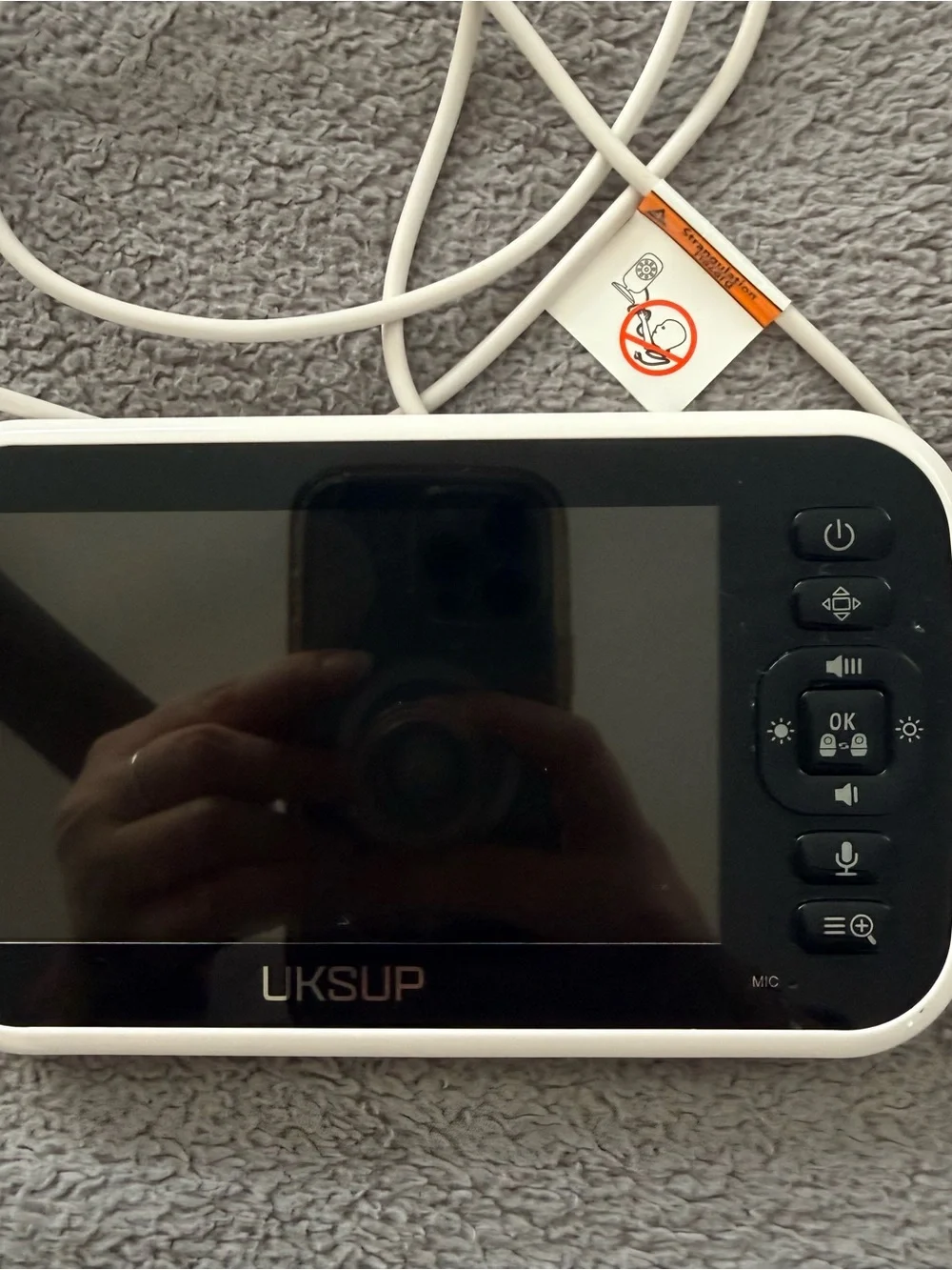 UKSUP White Baby Video Monitor with Pan/Tilt Camera and  4.3